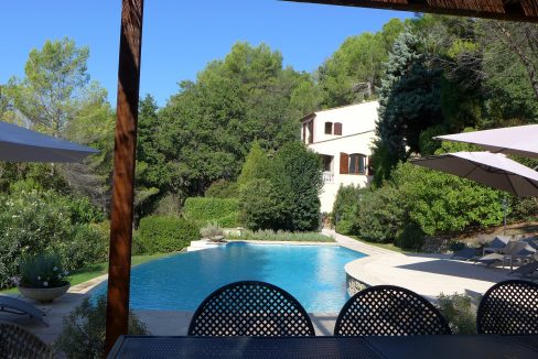 Villa 001